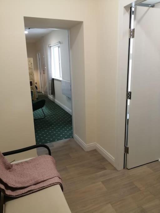 Cosy City Apartment คอร์ก ภายนอก รูปภาพ