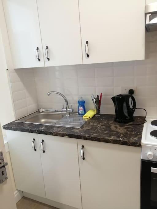 Cosy City Apartment คอร์ก ภายนอก รูปภาพ